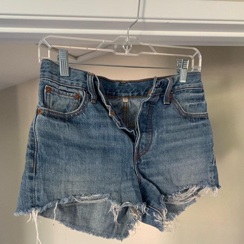 Levi’s wedgie shorts